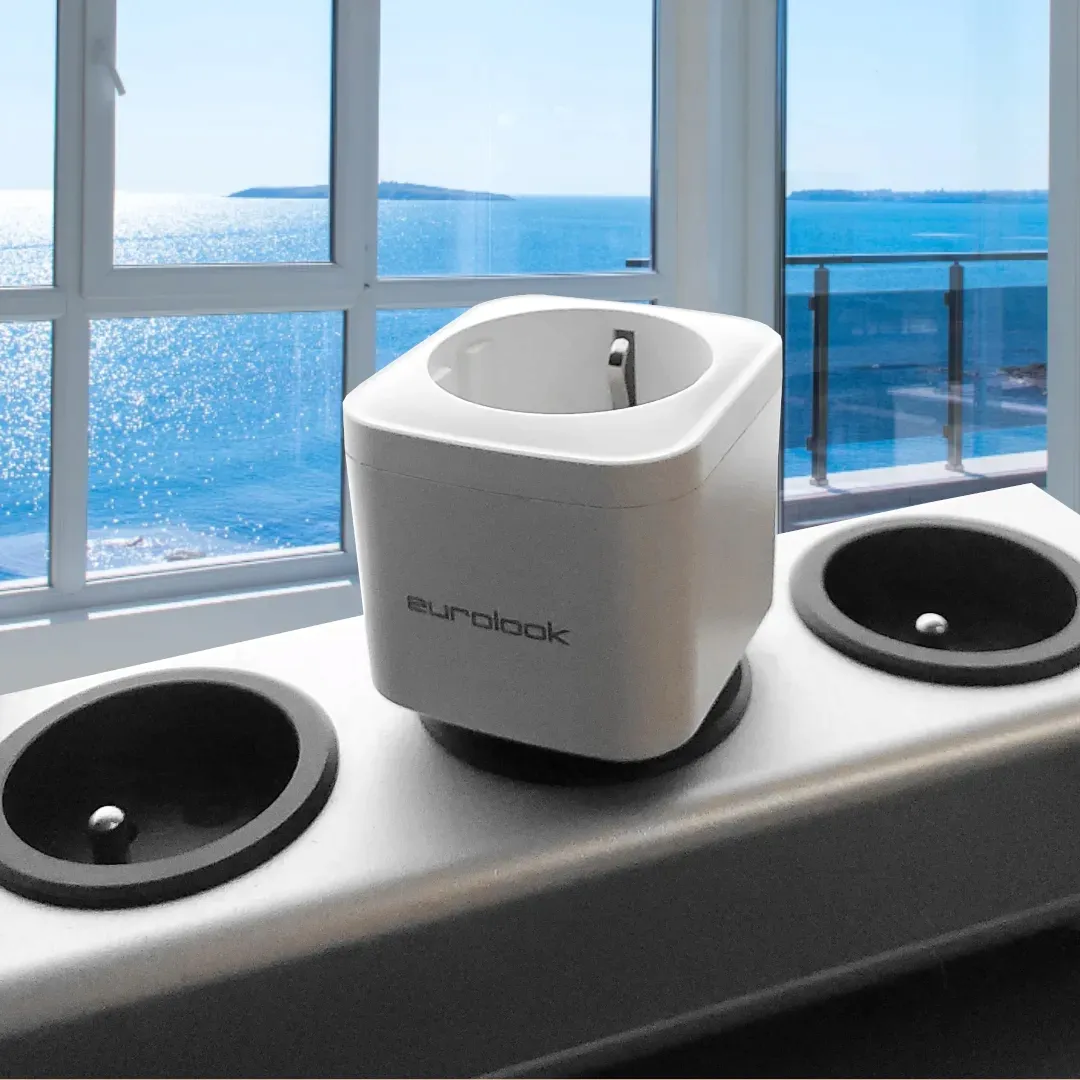 inteligentne-gniazdo-eu-eu-3-stan-nowy