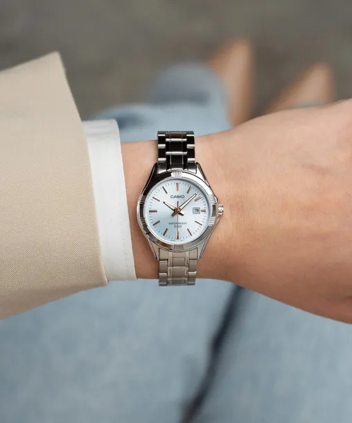 zegarek-casio-standard-casio-ltp-1308d-2avef-marka-casio