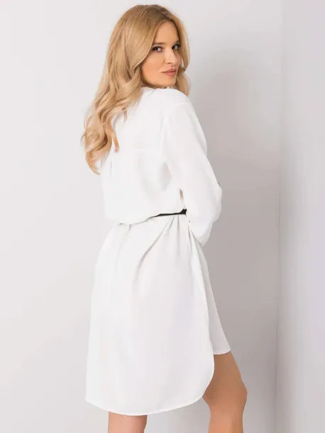 biala-sukienka-stella-one-size-dlugosc-przed-kolano