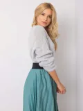 jasnoniebieski-sweter-oversize-stella-och-bella-wzor-dominujacy-inny-wzor-brak
