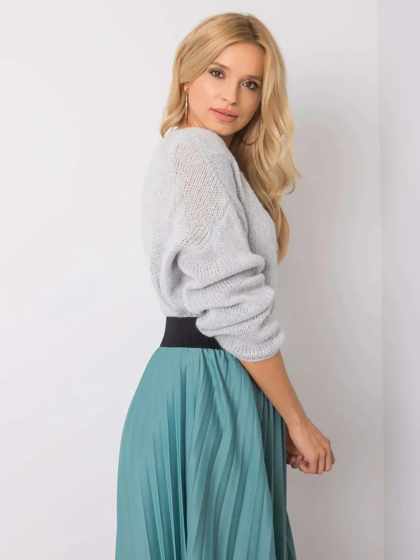 jasnoniebieski-sweter-oversize-stella-och-bella