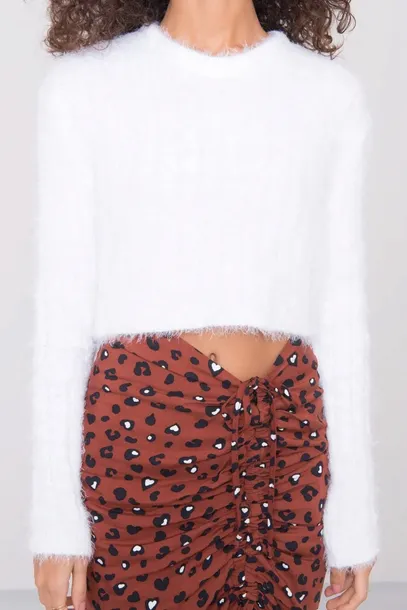 ecru-sweter-damski-bsl-36-s-kolor-ecru