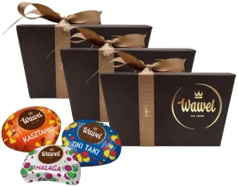 zestawy-czekoladki-malaga-tiki-taki-kasztanki-wawel-900g-3-sztuki