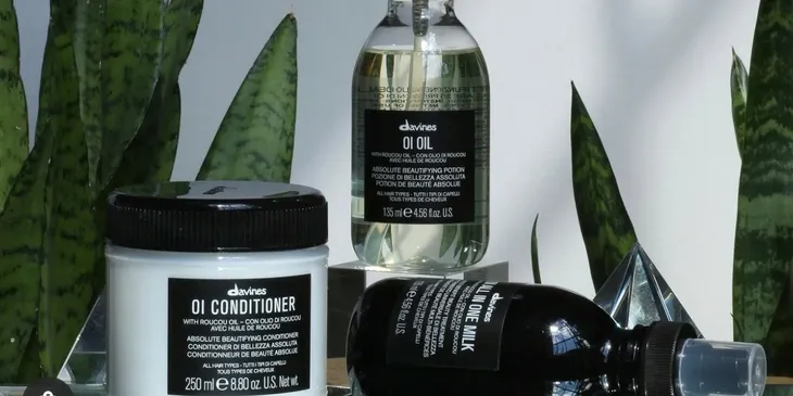 davines-oi-szampon-do-wlosow-90ml-wielkosc-produkt-pelnowymiarowy