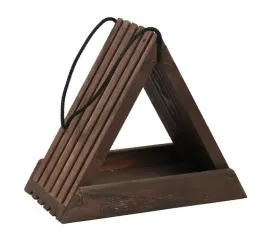 drewniany-karmnik-dla-ptakow-trojkatny-brazowy-245x145x22h-cm