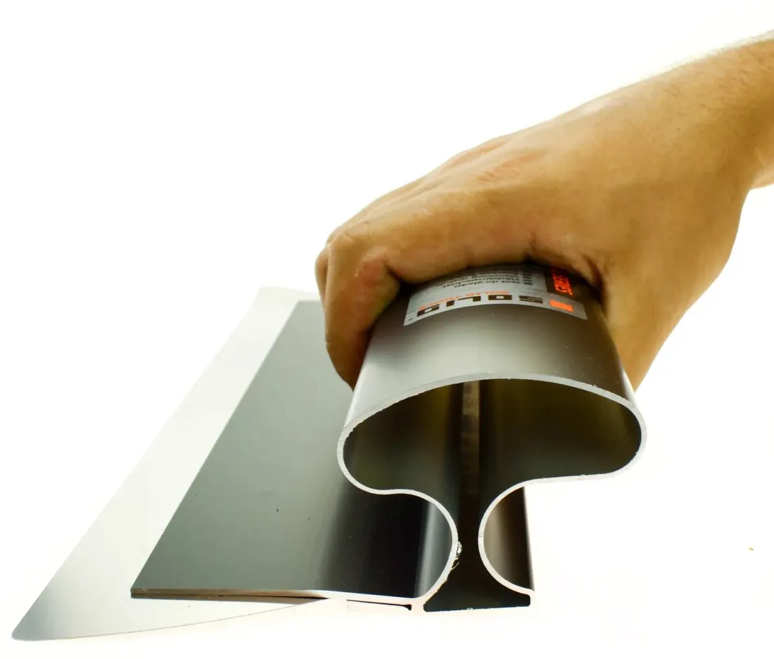 solid-czarny-noz-do-gladzi-100cm-stan-nowy