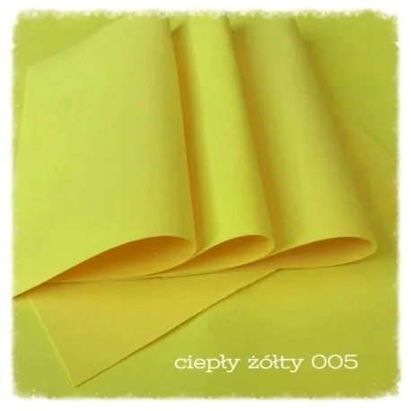 foamiran-pianka-30x-35-zolty