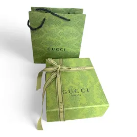 zestaw-torba-i-pudelko-gucci-zielony-karton-fakturowany-wstazka-165x65x125m