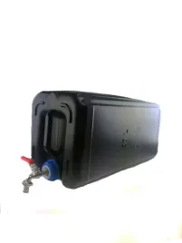 pojemnik-na-wode-z-kranikiem-30l-banka-kanister-30