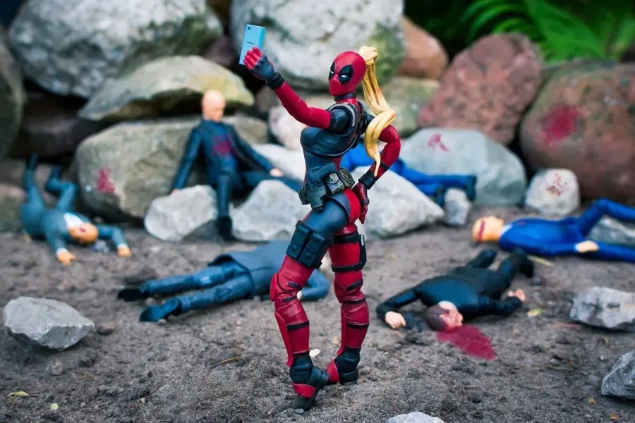 lady-deadpool-plakat-50x40-cm