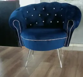 fotel-glamour-lord-muszelka-pikowana-krysztalami-chesterfield-muszla