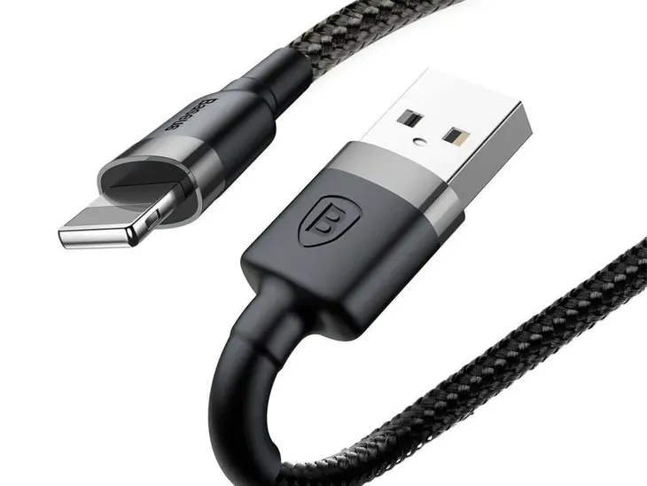 baseus-kabel-usb-lightning-iphone-2-4a-1m-czarny-waga-z-opakowaniem-0-3-kg