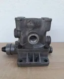 zawor-sterujacy-naczepy-producent-czesci-wabco