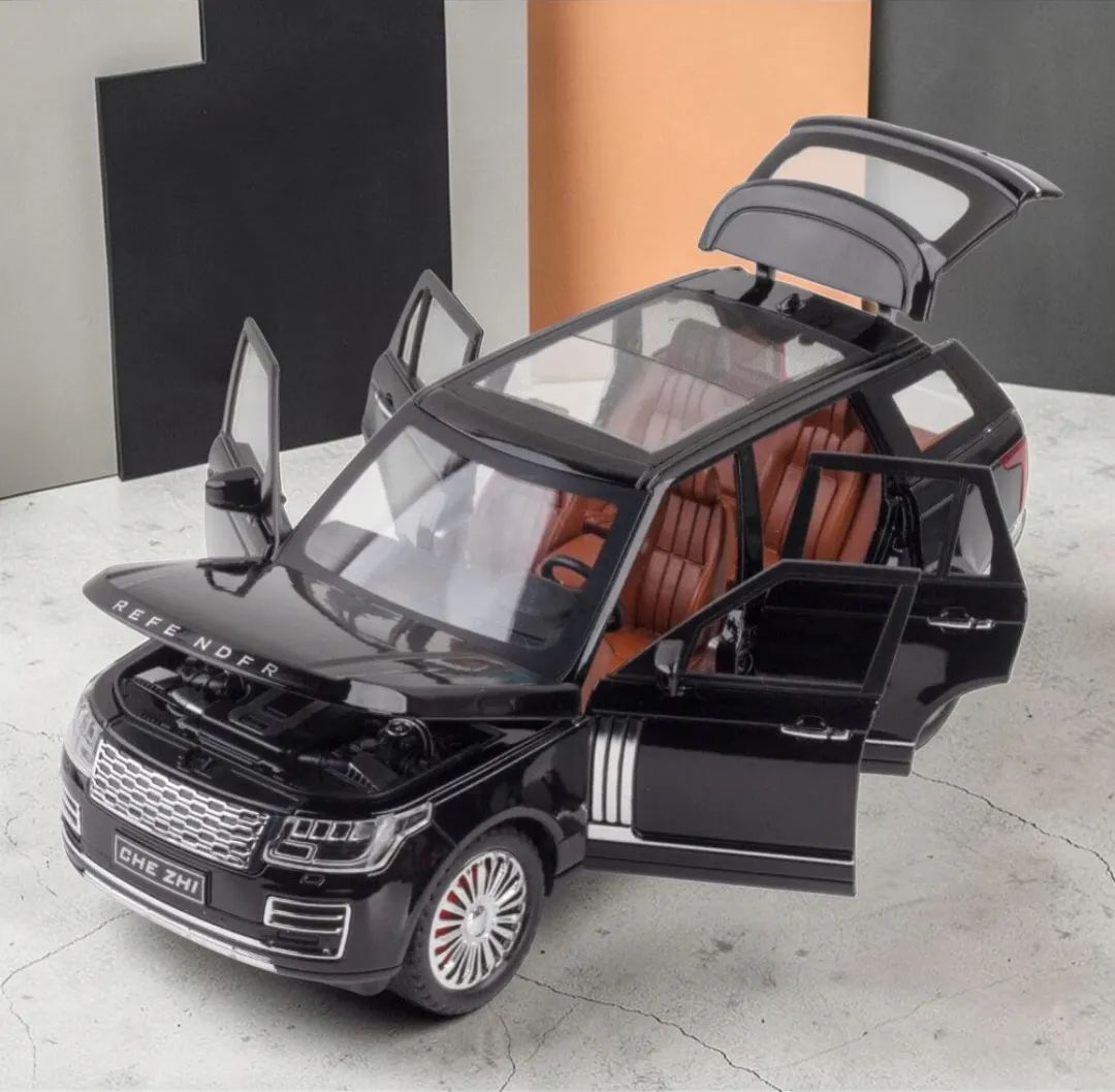 model-1-24-range-rover-vogue-czarny-stan-nowy