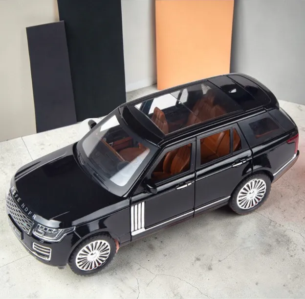 model-1-24-range-rover-vogue-czarny-stan-nowy-wiek-6-lat