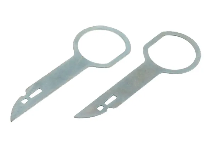 audi-a2-a3-a4-a6-ramka-zlacze-klucze-separator