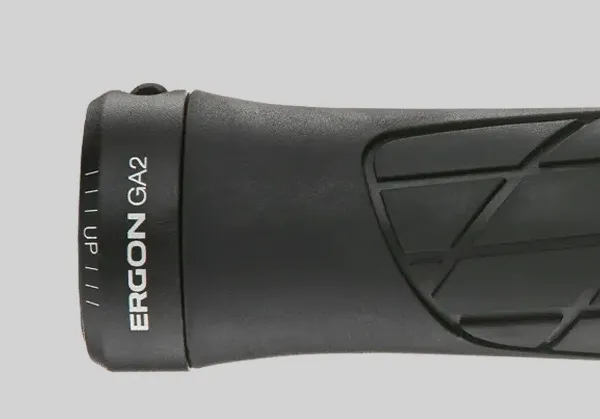 chwyty-rowerowe-ergon-ga3-small-black-stan-nowy