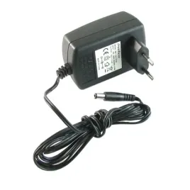 zasilacz-impulsowy-12v-2a-wtyk-dc-25-55mm