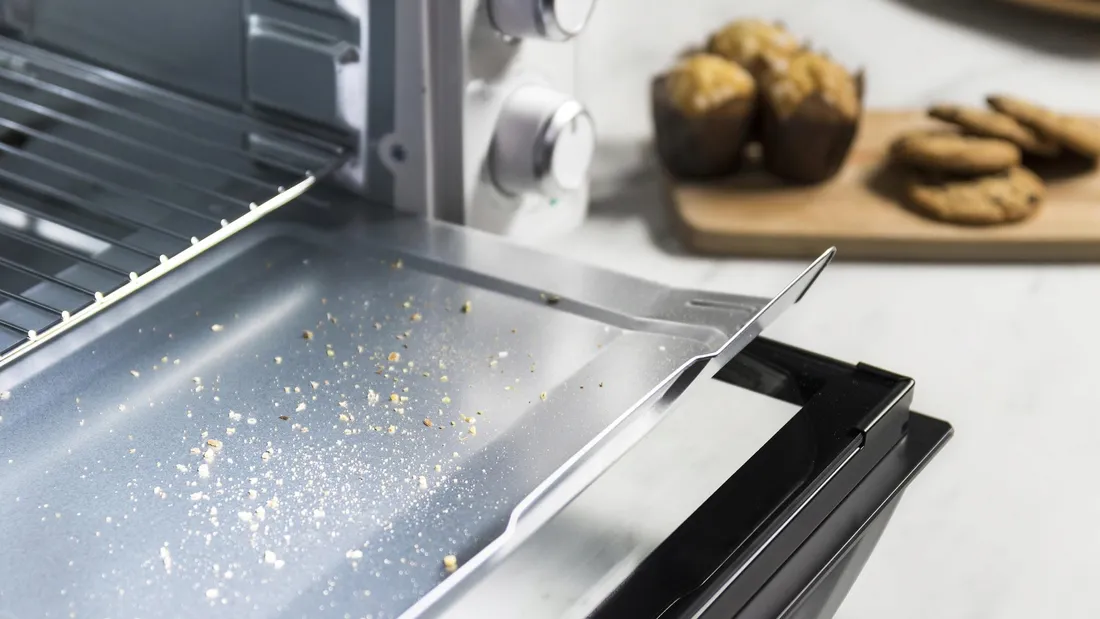 mini-piekarnik-cecotec-bakeandtoast-2300-white