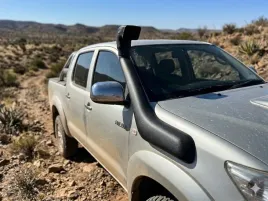 snorkel-toyota-hilux-revo-2015-4x4-offroad