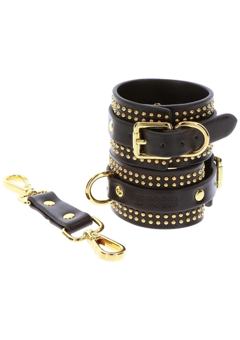 studded-wrist-cufs-set-black-marka-inna