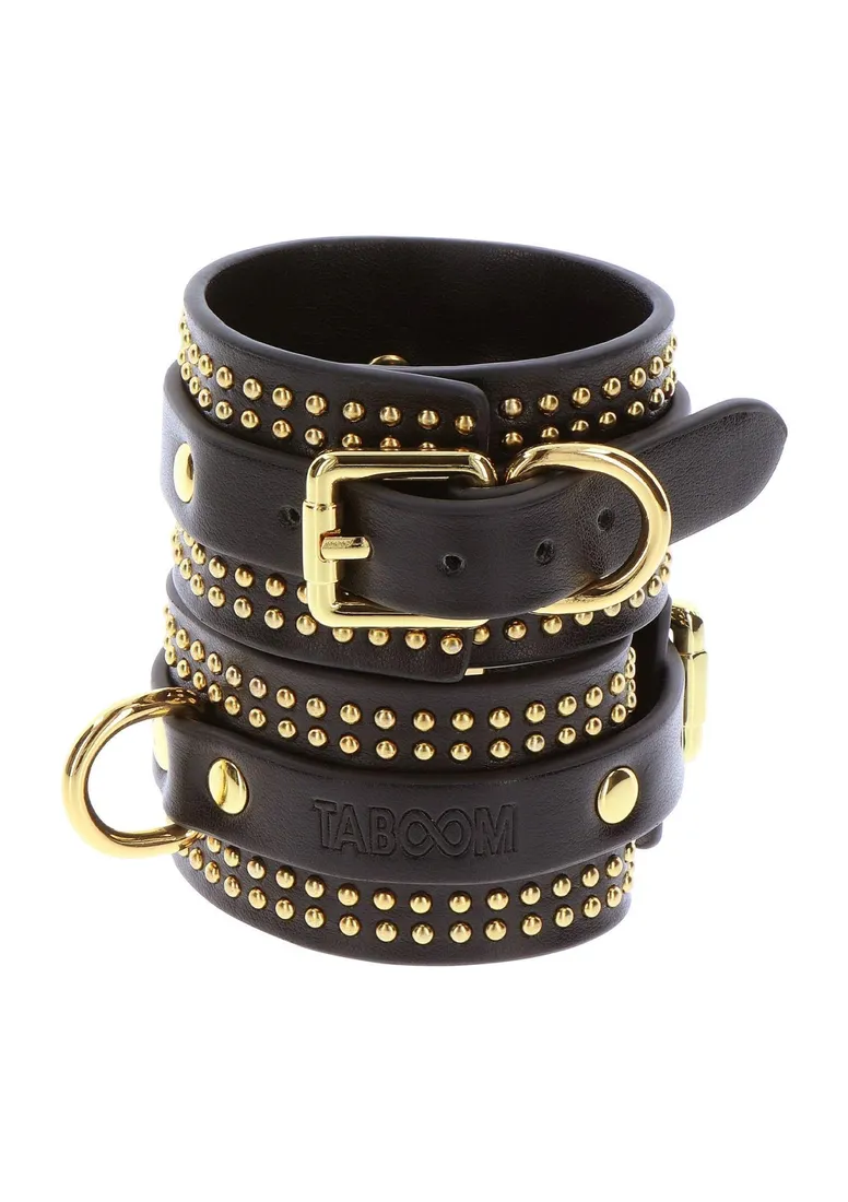 studded-wrist-cufs-set-black-marka-inna