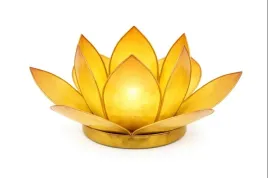 swiecznik-w-ksztalcie-lotosu-naturalny-z-muszli-capiz-maly-zolty-tealight
