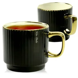 kubek-porcelanowy-do-kawy-herbaty-zloty-czarny-320ml-ze-zlotym-uchem