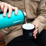 termos-na-napoje-wessper-05-l-niebieski-kolor-niebieski