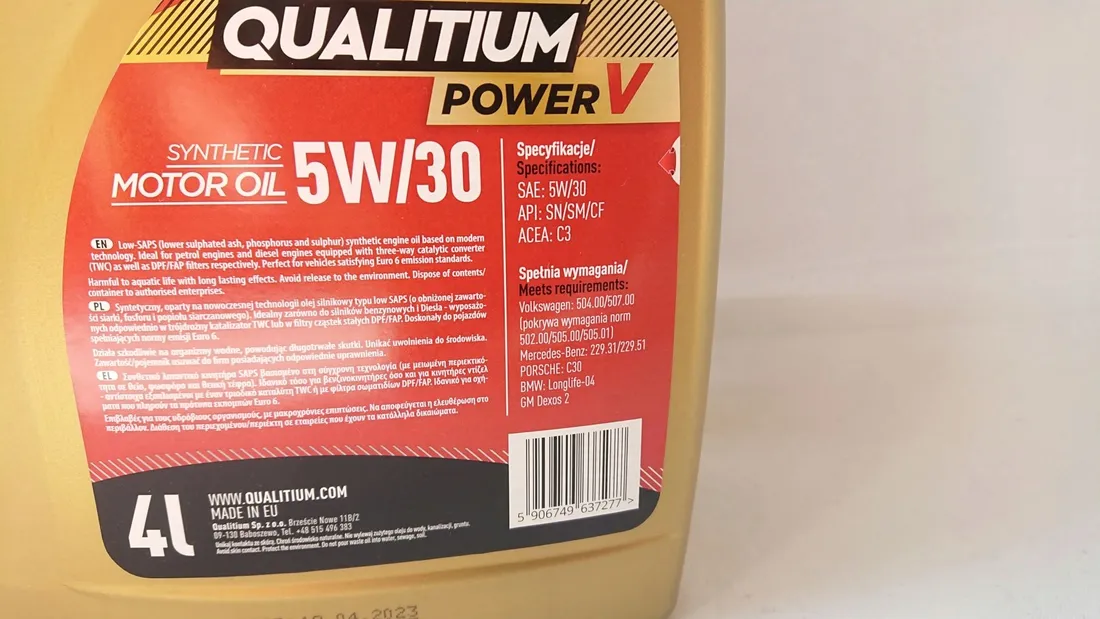 olej-silnikowy-qualitium-4-l-5w-30-stan-nowy