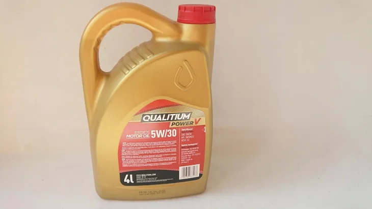 olej-silnikowy-qualitium-4-l-5w-30-kod-producenta-5w30-power-v-4l
