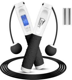 skakanka-do-cwiczen-regulowana-z-licznikiem-skakanka-na-trening-fitness