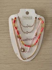 zestaw-6-naszyjnikow-trendz