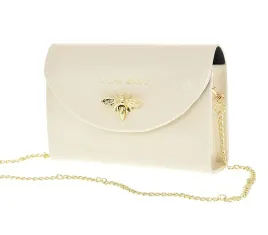 laura-biaggi-torebka-wizytowa-jasny-bez-na-lancuszku-pszczola-lakier-p237