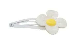 dziewczeca-spinka-bialy-kwiatek-z-zoltym-srodkiem-na-zatrzask-klik-6cm