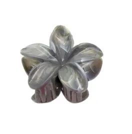piekna-spinka-klamra-plastikowa-kwiatek-hawajski-szary-8cm