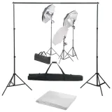 fotograficzny-zestaw-studyjny-z-lampami-i-tlem
