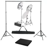 fotograficzny-zestaw-studyjny-z-lampami-i-tlem