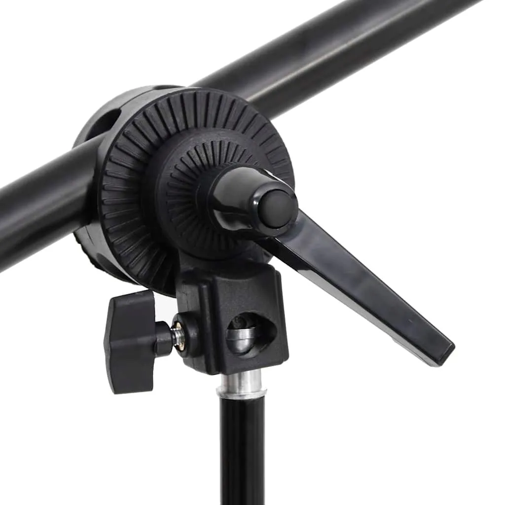 fotograficzny-zestaw-studyjny-z-lampami-i-tlem