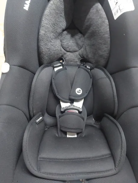 maxi-cosi-cabriofix-i-size-essential-black-0-13-model-fotelika-inny