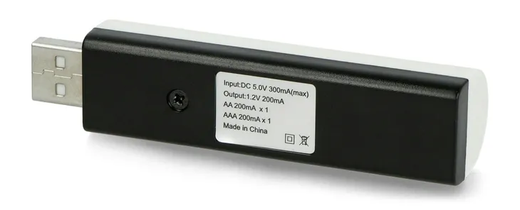 ladowarka-xtreme-xn-101-usb-aa-aa-5v-dc-300ma-1-2v-model-xn-101