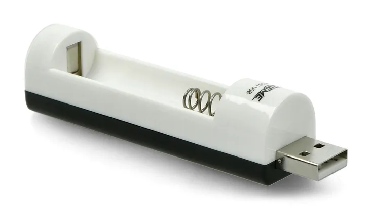 ladowarka-xtreme-xn-101-usb-aa-aa-5v-dc-300ma-1-2v-stan-opakowania-oryginalne