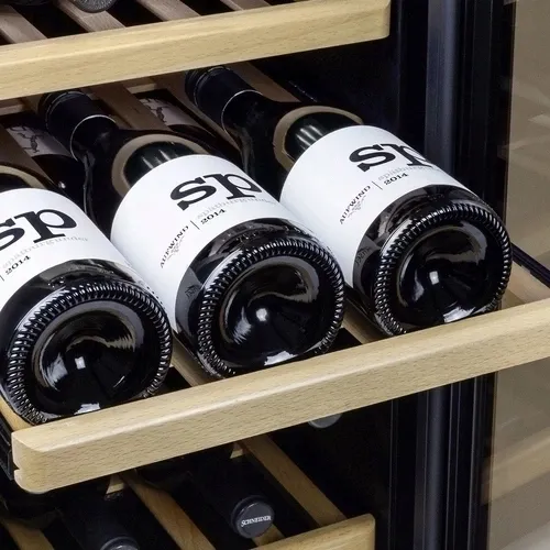 chlodziarka-do-zabudowy-caso-wine-deluxe-e29-zmiana-kierunku-otwierania-drzwi-tak