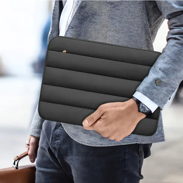 tech-protect-fluffy-laptop-15-16-black-stan-nowy