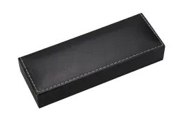 etui-na-artykuly-pismienne-z-wysciolka-welurowa-czarne-titanum