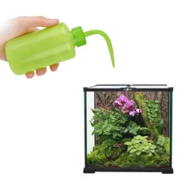 butelka-dozujaca-wode-do-terrarium-zielona-250ml