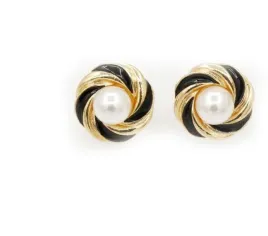 kolczyki-zawijasy-z-perelka-zloto-z-czernia-k517