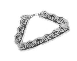 naszyjnik-bialy-choker-azurowy