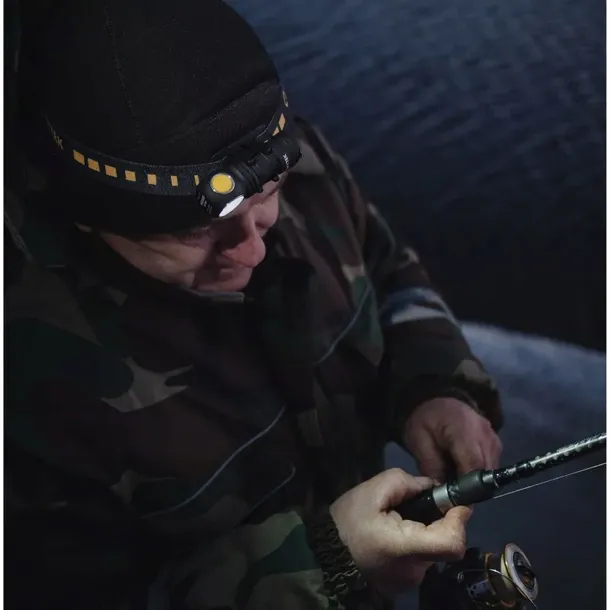 latarka-armytek-wizard-c1-pro-magnet-usb-white-zrodlo-swiatla-led