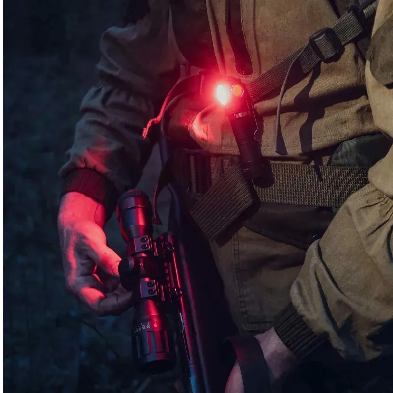 latarka-armytek-wizard-c2-wr-magnet-usb-white